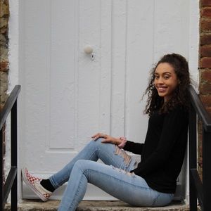 Meet your Posher, Paris